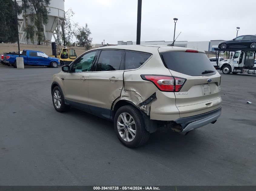 2017 FORD ESCAPE SE - 1FMCU0GD9HUC51139