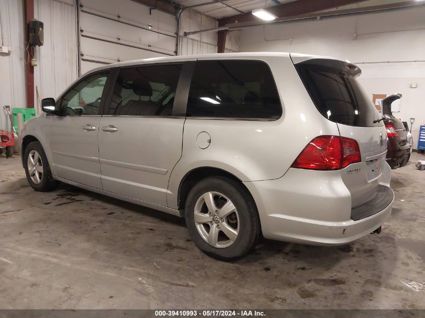 2010 Volkswagen Routan Se VIN: 2V4RW3D12AR245888 Lot: 39410993