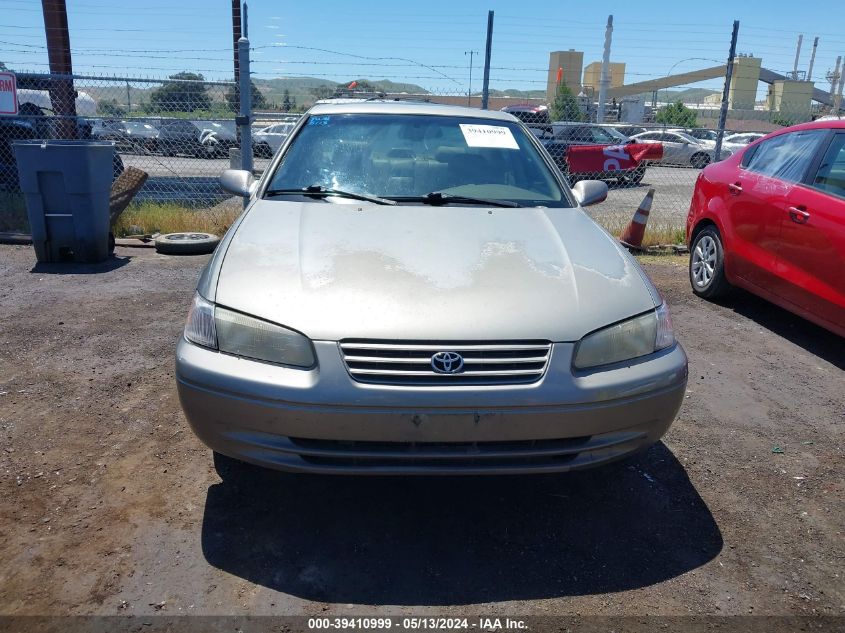 1998 Toyota Camry Le V6/Xle V6 VIN: JT2BF28K6W0089647 Lot: 39410999