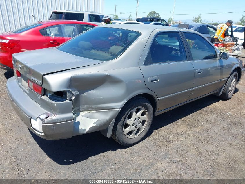 1998 Toyota Camry Le V6/Xle V6 VIN: JT2BF28K6W0089647 Lot: 39410999