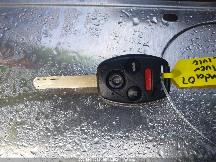 2007 Honda Civic Lx VIN: 1HGFA165X7L103646 Lot: 39411041