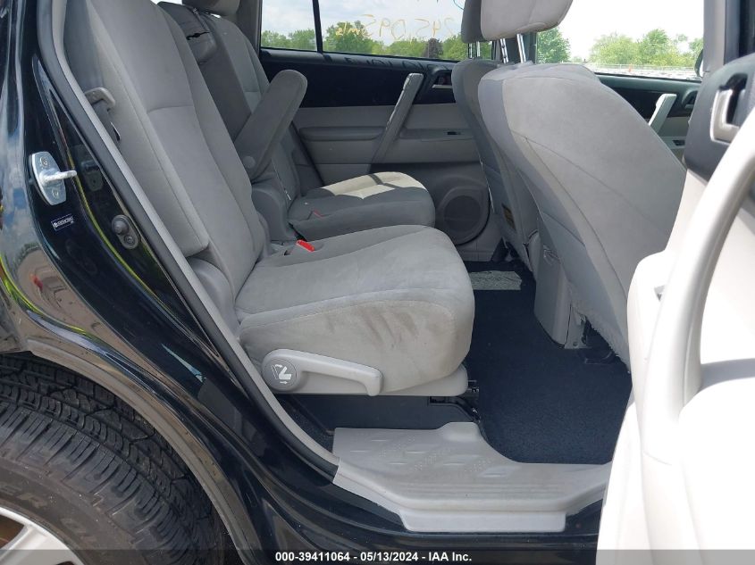 2012 Toyota Highlander Hybrid Base V6 VIN: JTEBC3EH6C2005613 Lot: 39411064