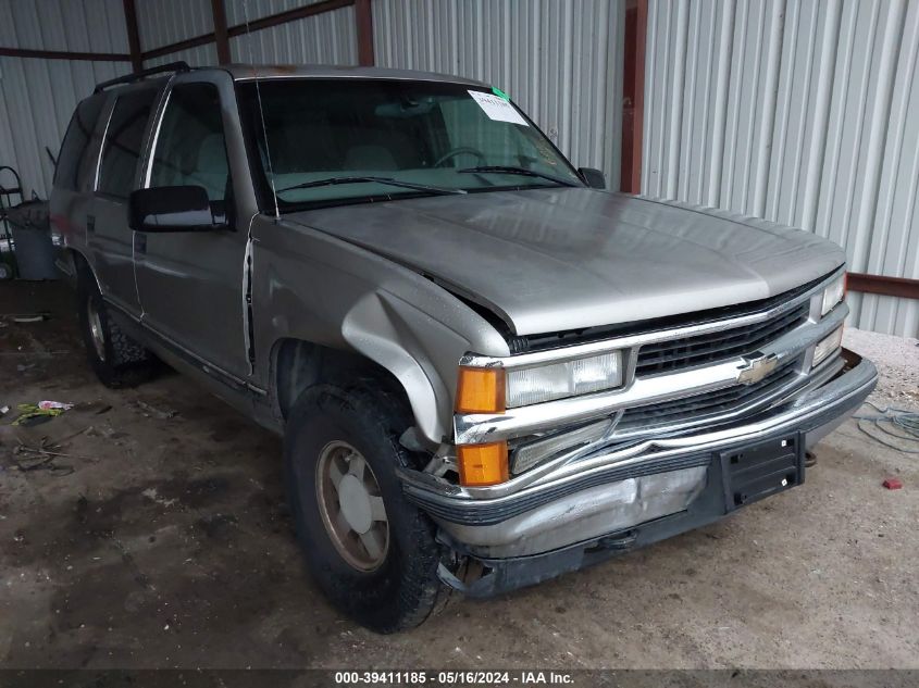 1999 Chevrolet Tahoe Lt VIN: 1GNEC13R4XJ488300 Lot: 39411185