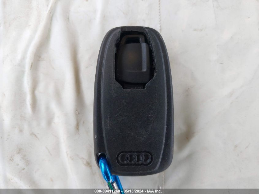 2013 Audi A4 2.0T Premium VIN: WAUFFAFL2DN038271 Lot: 39411248