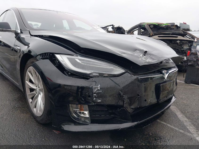 2018 Tesla Model S 100D/75D/P100D VIN: 5YJSA1E20JF290748 Lot: 39411298