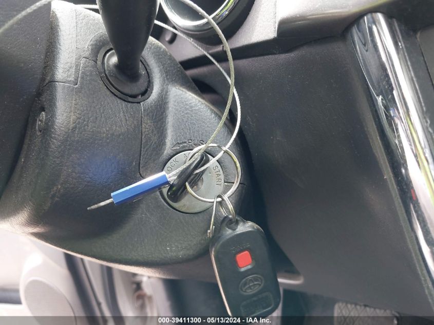 2003 Toyota Matrix Xr VIN: 2T1KR32E33C105201 Lot: 39411300