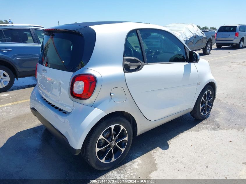 2016 Smart Fortwo Passion/Prime/Proxy/Pure VIN: WMEFJ5DA3GK046235 Lot: 39411379