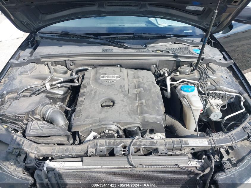 2015 Audi A4 2.0T Premium VIN: WAUAFAFL2FN000990 Lot: 39411423