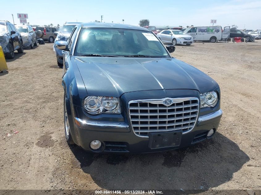 2007 Chrysler 300C VIN: 2C3KA63HX7H784840 Lot: 39411456