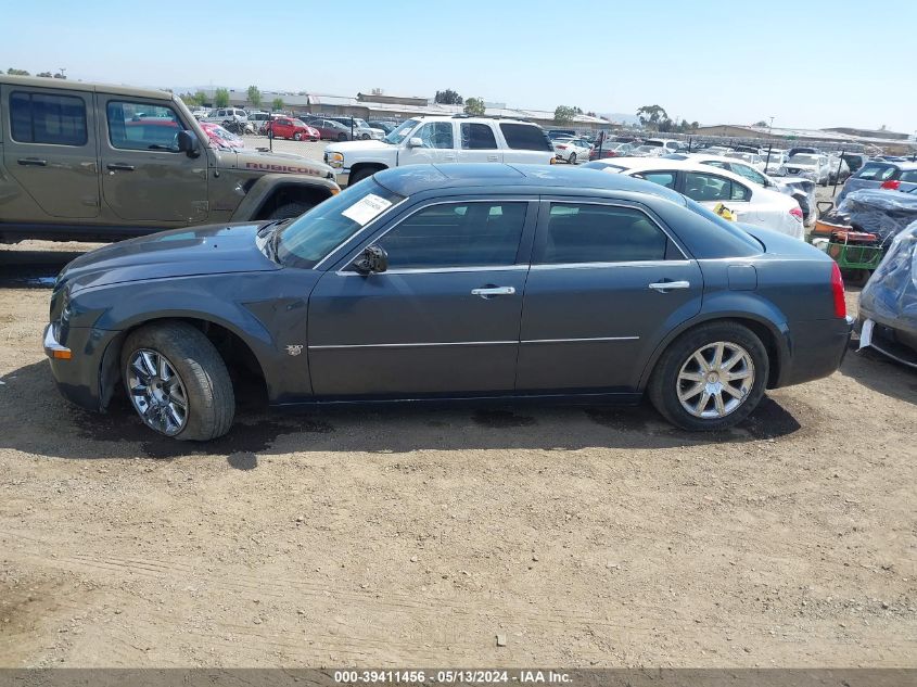 2007 Chrysler 300C VIN: 2C3KA63HX7H784840 Lot: 39411456