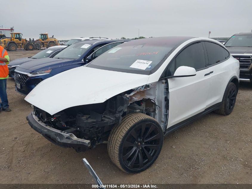 2022 Tesla Model X Plaid Tri Motor All-Wheel Drive VIN: 7SAXCBE63NF338194 Lot: 39411634