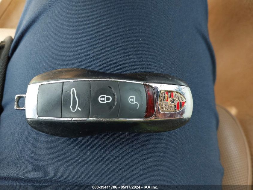 2012 Porsche Panamera 4 VIN: WP0AA2A73CL014003 Lot: 39411706