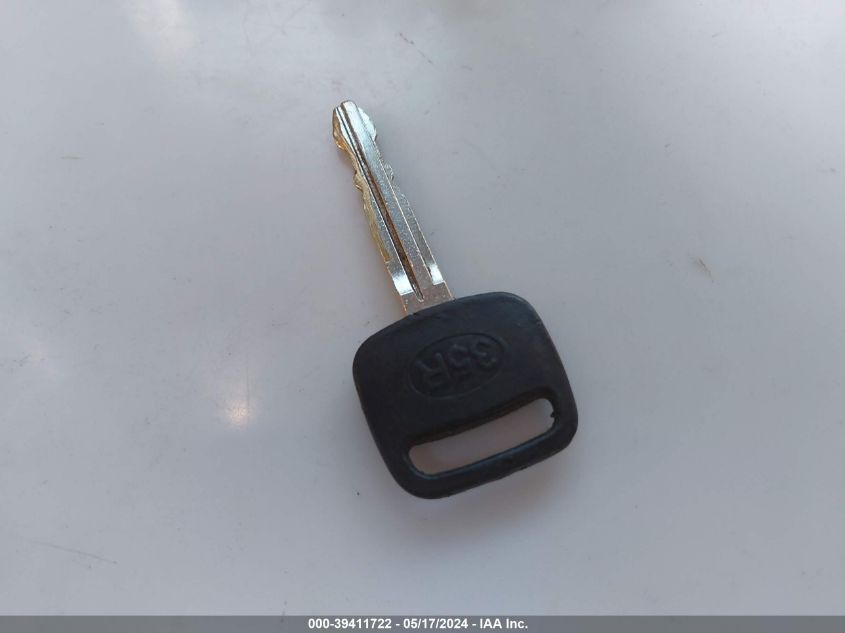 2001 Toyota Tundra Sr5 V8 VIN: 5TBBT44151S178861 Lot: 39411722