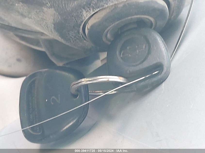 2003 Chevrolet Tahoe Z71 VIN: 1GNEK13Z23R204449 Lot: 39411725