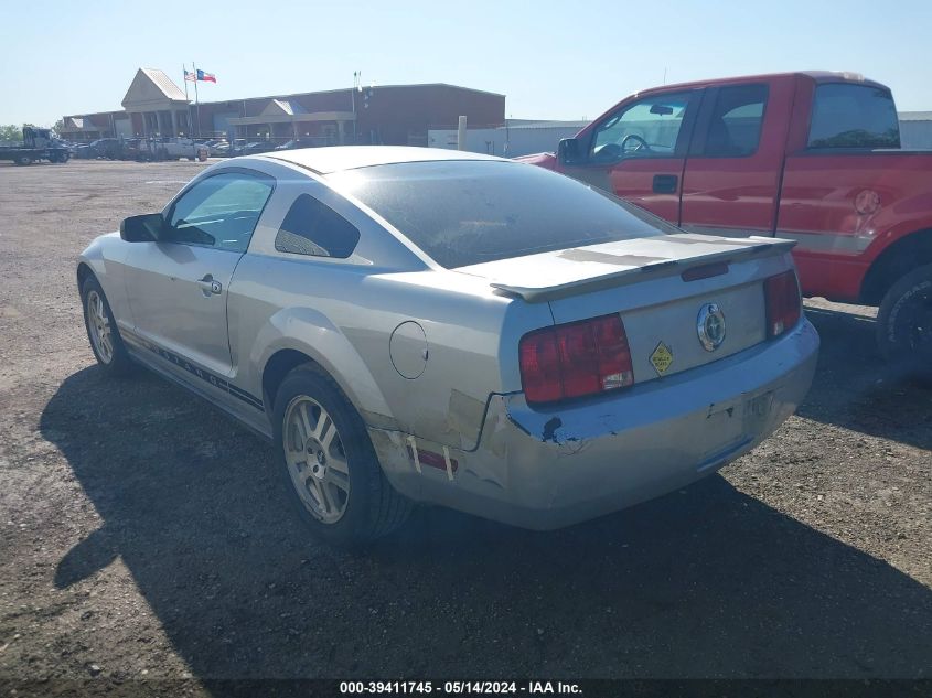 2007 Ford Mustang V6 Deluxe/V6 Premium VIN: 1ZVFT80N275331507 Lot: 39411745