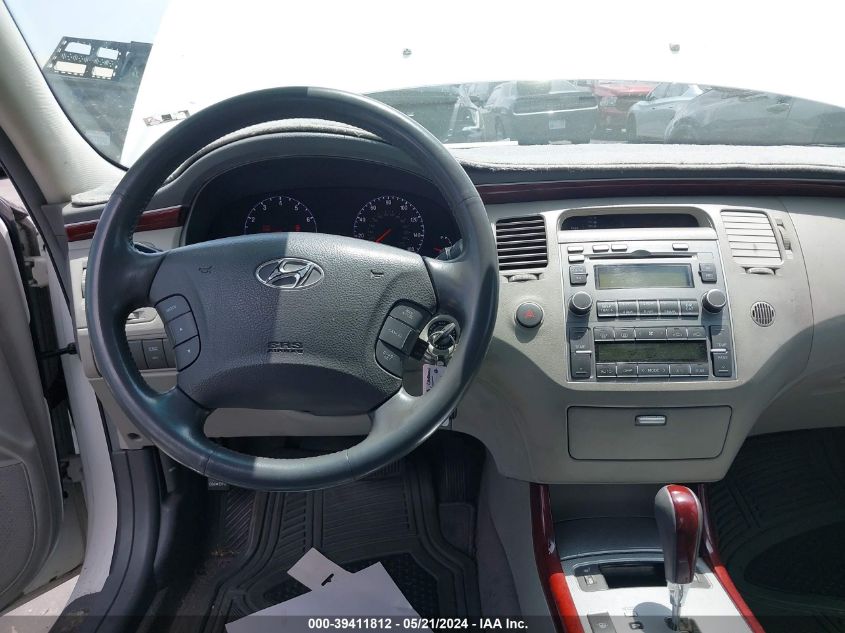 2008 Hyundai Azera Limited VIN: KMHFC46F28A333502 Lot: 39411812