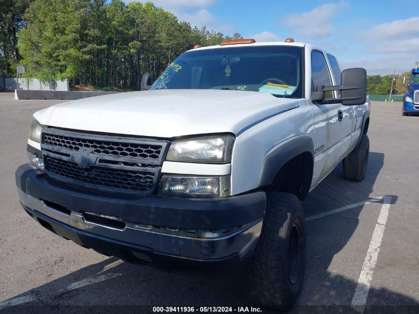 2005 Chevrolet Silverado 2500Hd Work Truck VIN: 1GCHK29UX5E148391 Lot: 39411936