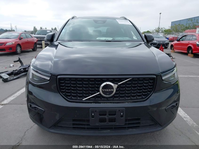 2023 Volvo Xc40 B5 Ultimate Dark Theme VIN: YV4L12UX8P2940149 Lot: 39411944