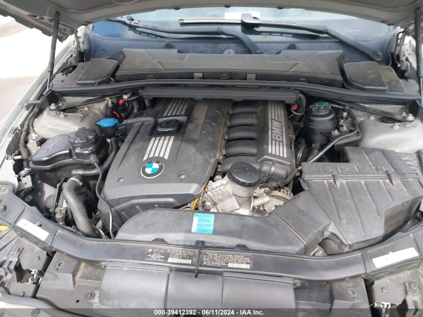 2009 BMW 328I VIN: WBAWR33569P460709 Lot: 39412392