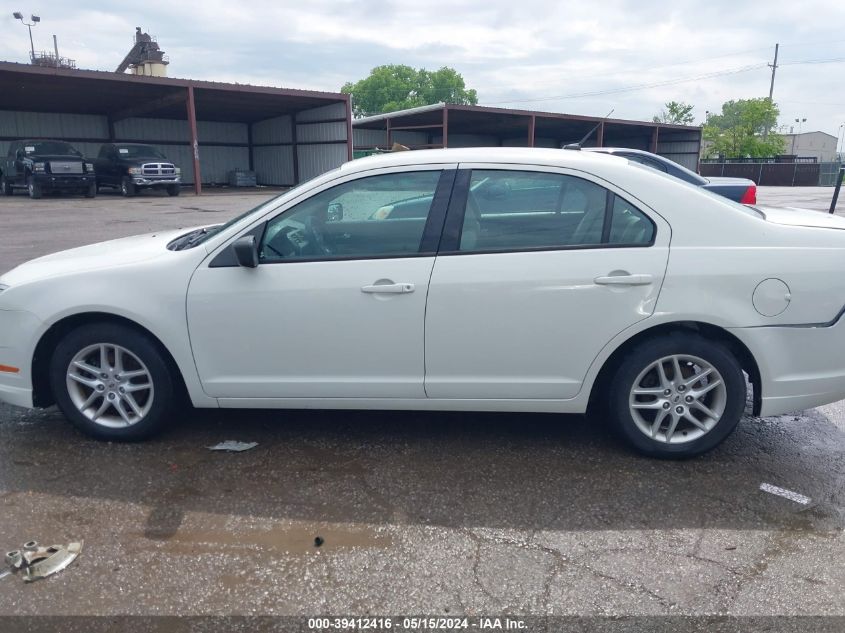 2012 Ford Fusion S VIN: 3FAHP0GA6CR135569 Lot: 39412416