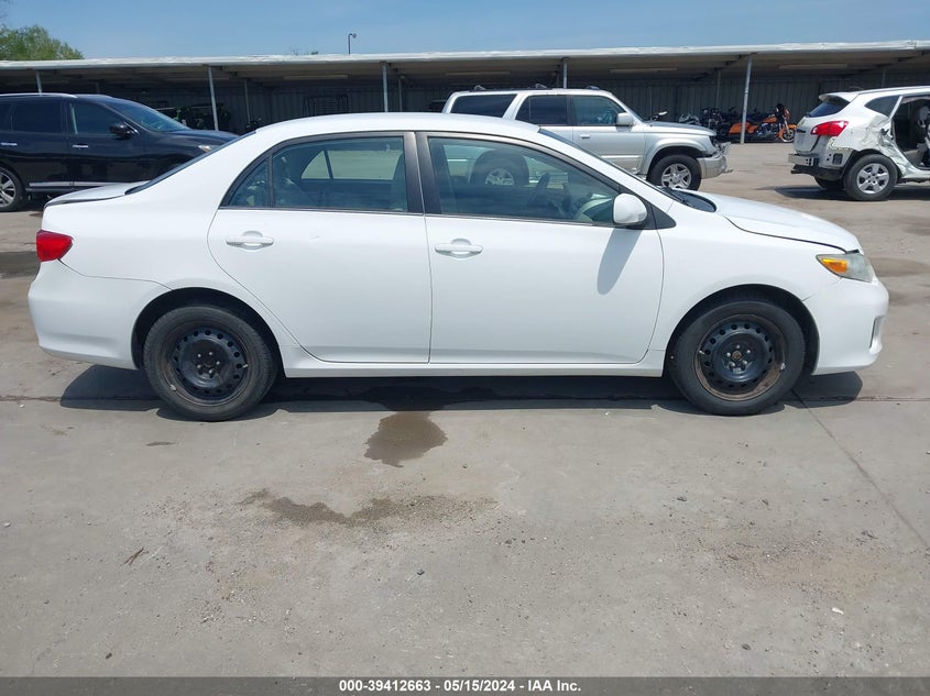 2013 TOYOTA COROLLA LE - 2T1BU4EEXDC935904