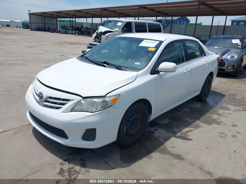2013 TOYOTA COROLLA LE - 2T1BU4EEXDC935904