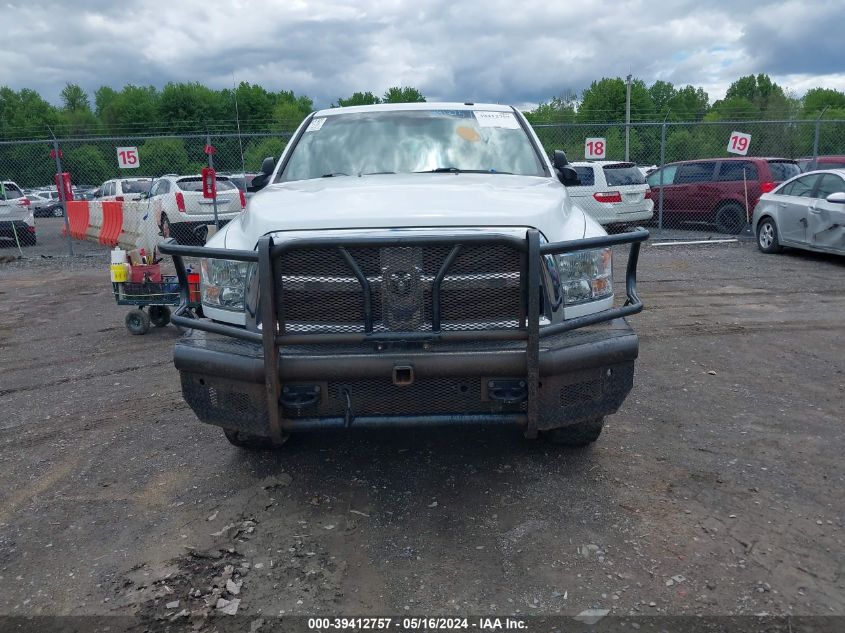 2018 Ram 2500 Tradesman 4X4 8' Box VIN: 3C6UR5HJ2JG144560 Lot: 39412757