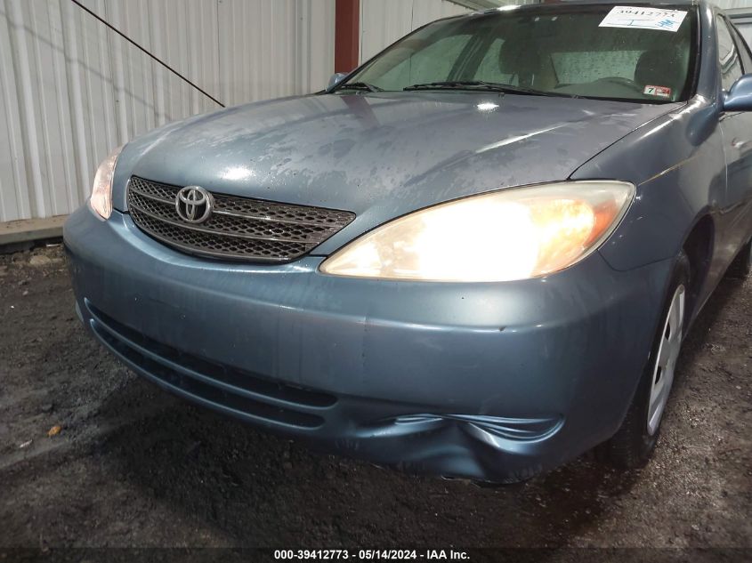 2004 Toyota Camry Le VIN: 4T1BE32K84U862144 Lot: 39412773