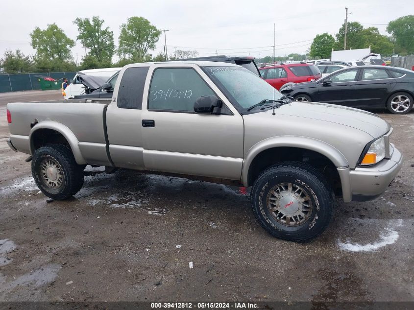 2000 GMC Sonoma Sls VIN: 1GTCT19W9Y8256636 Lot: 39412812