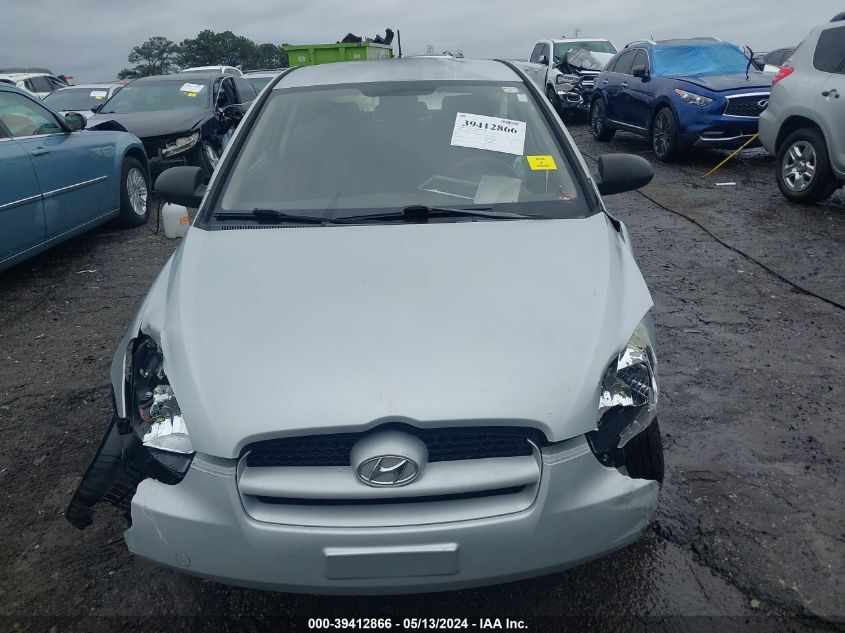 2009 Hyundai Accent Gs VIN: KMHCM36C09U130589 Lot: 39412866