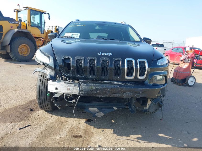 2017 Jeep Cherokee Latitude 4X4 VIN: 1C4PJMCB2HW511427 Lot: 39413059