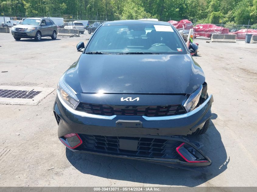 2023 Kia Forte Gt-Line VIN: 3KPF54AD2PE588487 Lot: 39413071