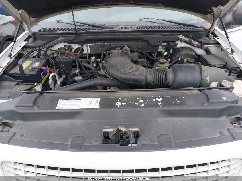 2000 Ford Expedition Xlt VIN: 1FMRU1562YLB35372 Lot: 39413369