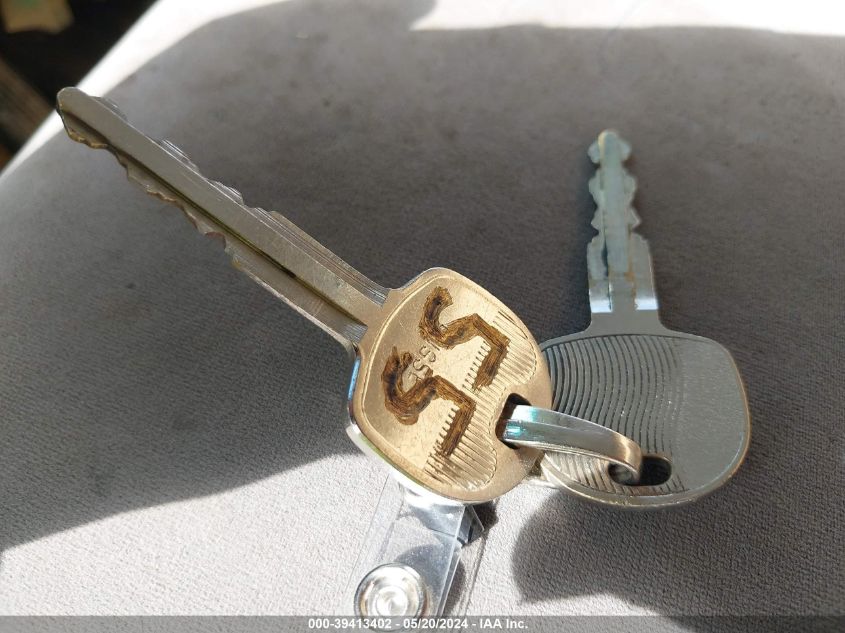 2016 Isuzu Npr Dsl Reg At VIN: JALC4W164G7001899 Lot: 39413402