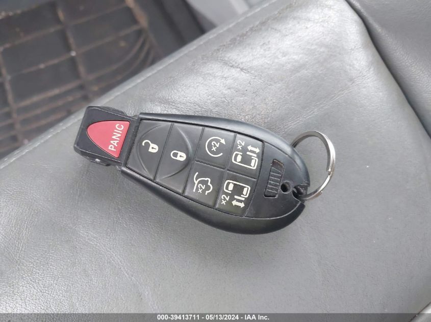 2010 Volkswagen Routan Sel Premium VIN: 2V4RW6DX0AR228108 Lot: 39413711