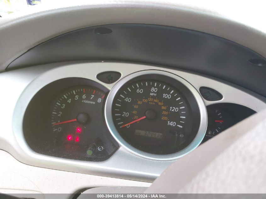 2004 Toyota Highlander V6 VIN: JTEDP21A340035200 Lot: 39413814