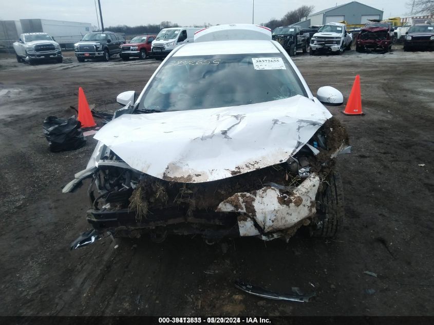 2015 Toyota Corolla Le VIN: 5YFBURHE9FP232306 Lot: 39413833