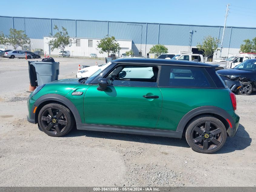 2023 Mini Se Hardtop Cooper VIN: WMW13DJ02P2U20355 Lot: 39413995