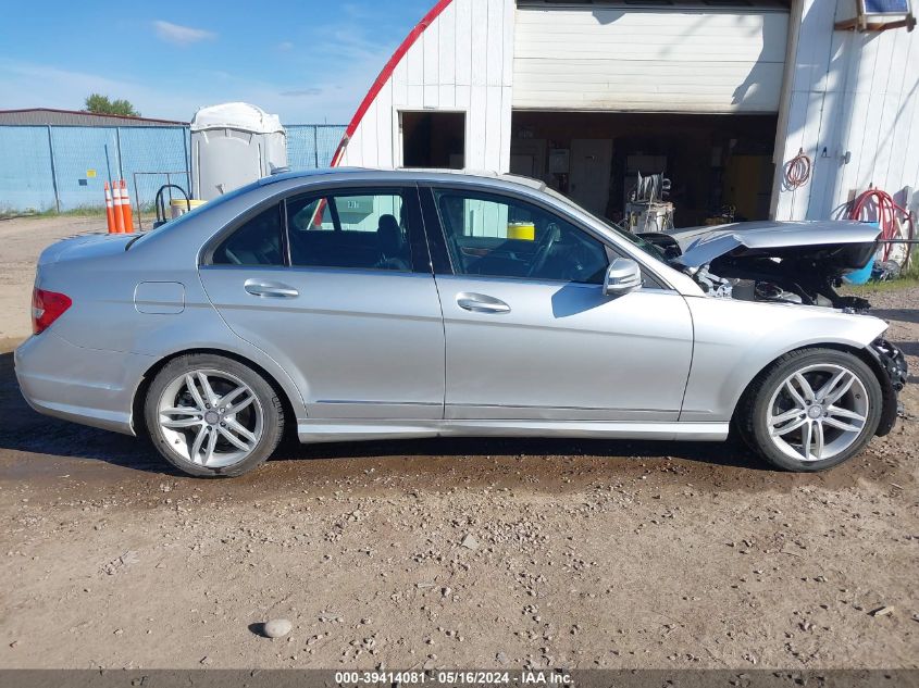 2013 Mercedes-Benz C 300 Luxury 4Matic/Sport 4Matic VIN: WDDGF8AB0DA780132 Lot: 39414081