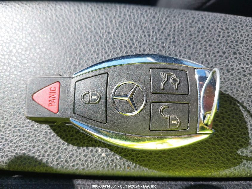 2013 Mercedes-Benz C 300 Luxury 4Matic/Sport 4Matic VIN: WDDGF8AB0DA780132 Lot: 39414081