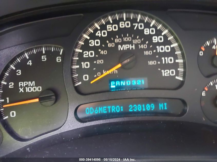 2005 Chevrolet Tahoe Z71 VIN: 1GNEK13T25R197159 Lot: 39414095