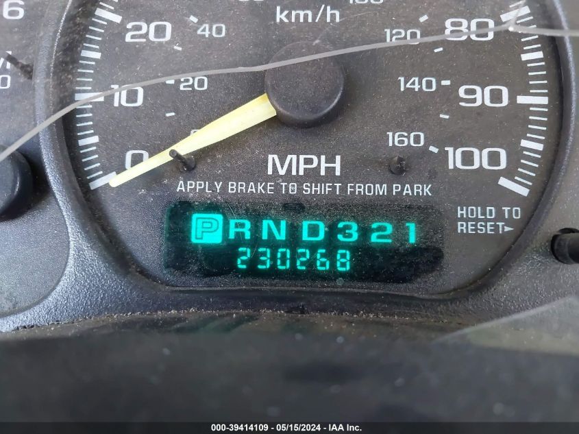 2001 Chevrolet Tahoe Ls VIN: 1GNEK13T91J179329 Lot: 39414109