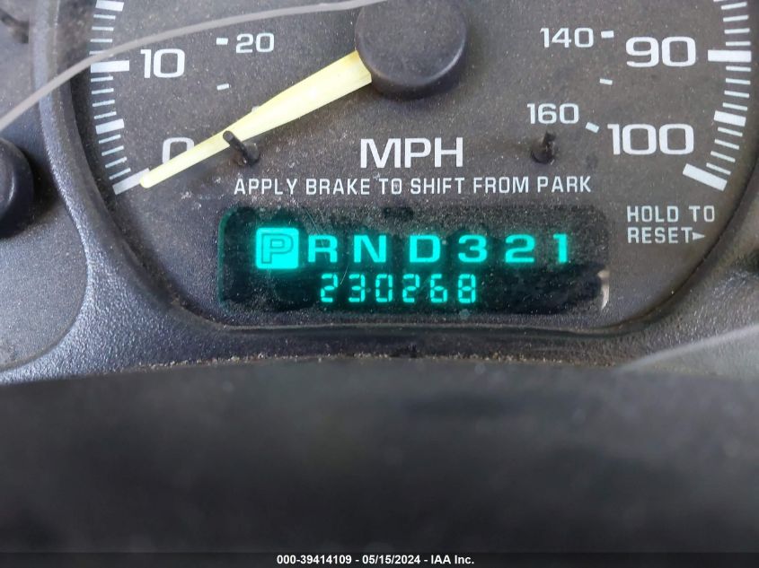 2001 Chevrolet Tahoe Ls VIN: 1GNEK13T91J179329 Lot: 39414109