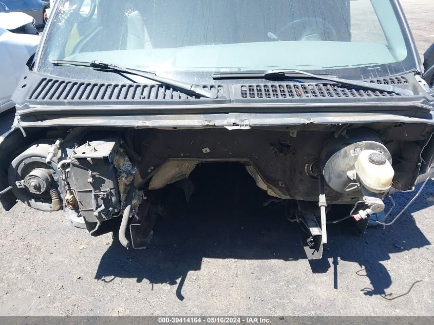 2002 Ford F-250 Lariat/Xl/Xlt VIN: 1FTNW21S42EA05725 Lot: 39414164