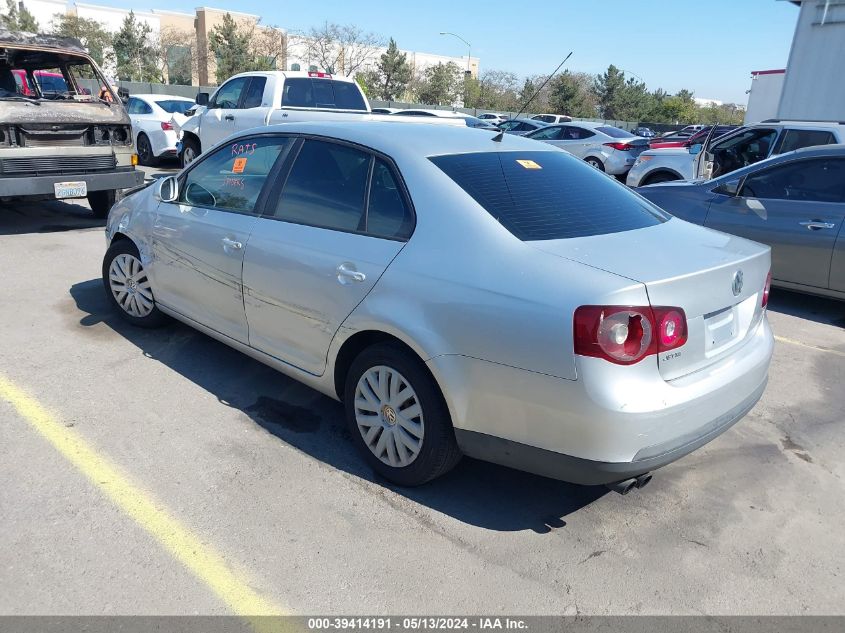 2010 Volkswagen Jetta S VIN: 3VWJZ7AJ2AM064305 Lot: 39414191