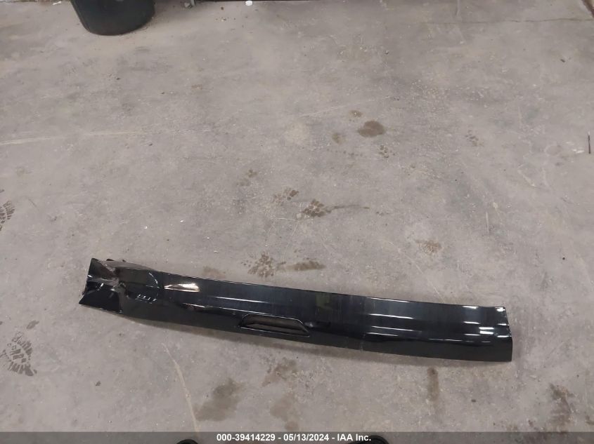 2016 Ford Escape Titanium VIN: 1FMCU9J91GUA58099 Lot: 39414229