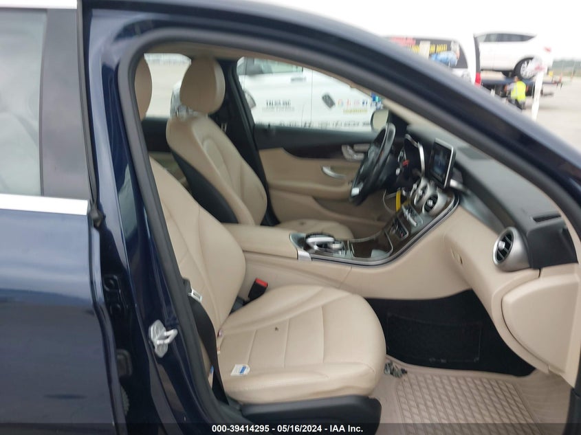 2015 MERCEDES-BENZ C 300 LUXURY/SPORT - 55SWF4JB2FU064937