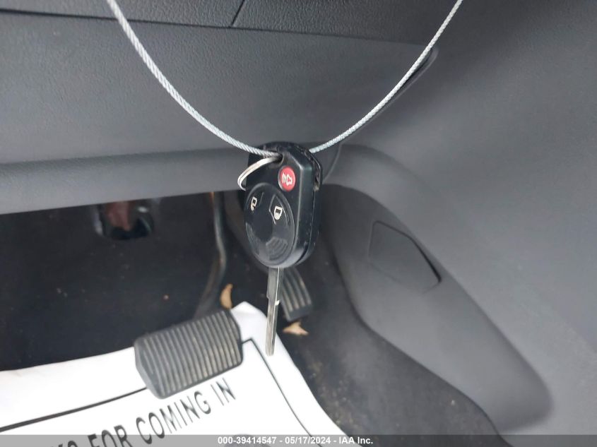 2017 Ford Escape S VIN: 1FMCU0F72HUD56648 Lot: 39414547