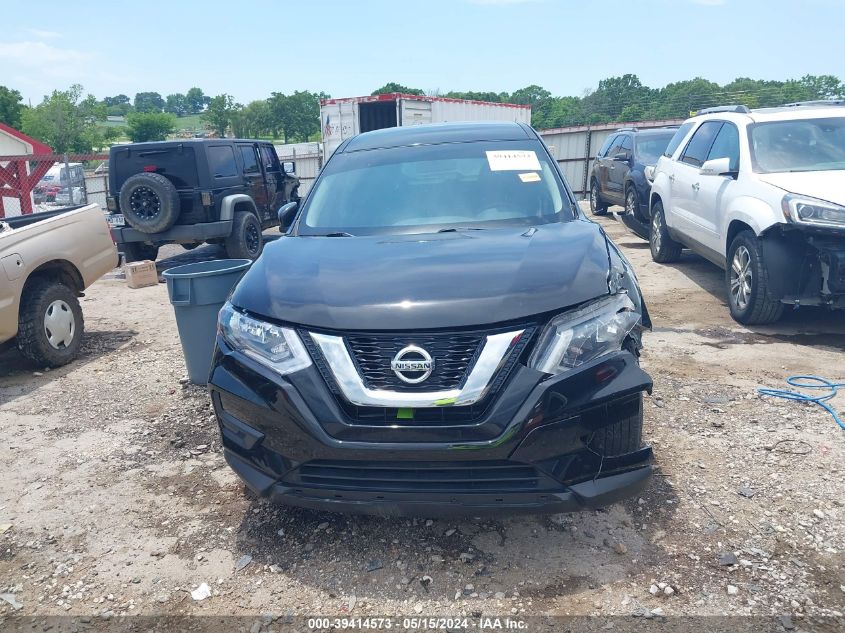 2017 Nissan Rogue S VIN: KNMAT2MT5HP559977 Lot: 39414573