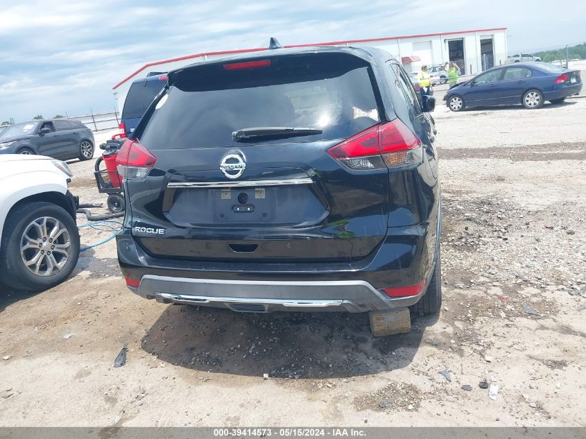 2017 Nissan Rogue S VIN: KNMAT2MT5HP559977 Lot: 39414573